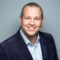 Andreas-Springer_500px